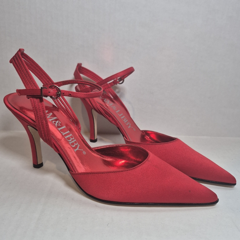 Sam & Libby Red Strap Closed Toe Heels Size 6